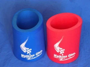 Watkins Glen International Frontier at the Glen Beverage Cozys Vintage 1999 - Imagen 1 de 4