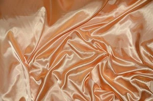 Charmeuse satinado melocotón macizo 60" de ancho / Vendido por yarda - Imagen 1 de 1