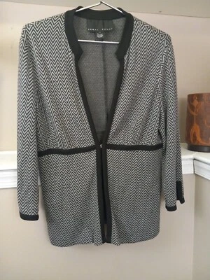 Yansi Fugel Women Black/grey Geometric 3/4 Sleeve Cardigan Sweater Size L - Image 1 of 4