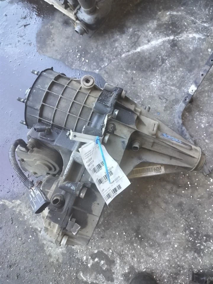 TRANSFER CASE 2003-2007 CHEVROLET TAHOE - Image 1 of 4