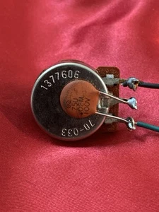 1976 Gibson CTS Control Pot 97.4 k Vintage Guitar Part - Imagen 1 de 5