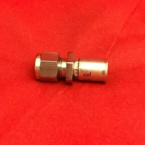 Accesorios permanentes Parker para manguera de PTFE - 91/91N 1AL91N-6-6C - Imagen 1 de 1