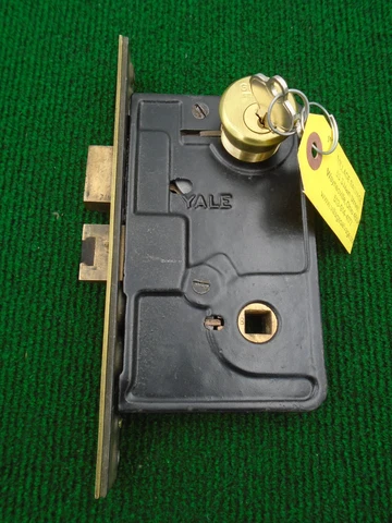 #7750 YALE PUSH BUTTON ENTRY MORTISE LOCK w/KEYS - 1927 FULLY RESTORED (19018) Cover