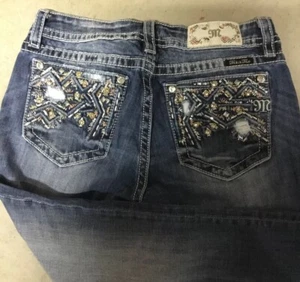 Miss Me Signature Capri Denim Jeans Size 28 Embellishments Bling Distressed - Picture 1 of 8