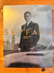 SKYFALL - 007 - Limited Edition Blu-ray SteelBook (SEALED) - Picture 1 of 12