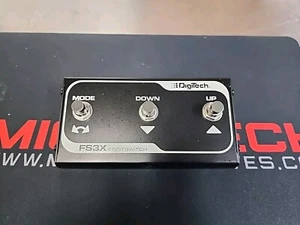 DigiTech FS3X Three button Footswitch - Picture 1 of 3