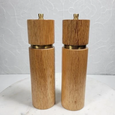 Chrissy Teigen MCM Wood Salt Pepper Mills 8" Brown Shaker Grinder Boho Minimal - Image 1 of 4
