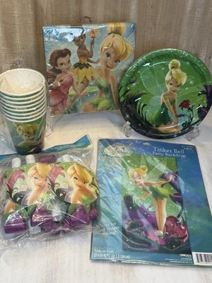 Disney Campanilla Fiesta Lote Platos Servilletas Tazas Explosiones Telón de Fondo para 8 INVITADOS Foto 1 de 4