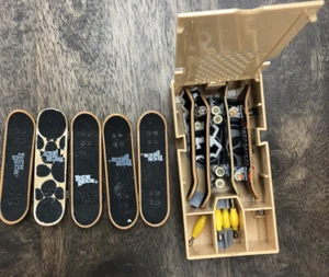 Tech Deck Legno Serie Competizione Fingerboard Birdhouse - Foto 1 di 13