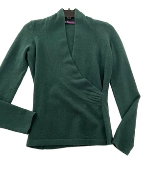Suéter de cachemir verde oscuro aspecto envolvente Saks Fifth Ave XS Foto 1 de 4