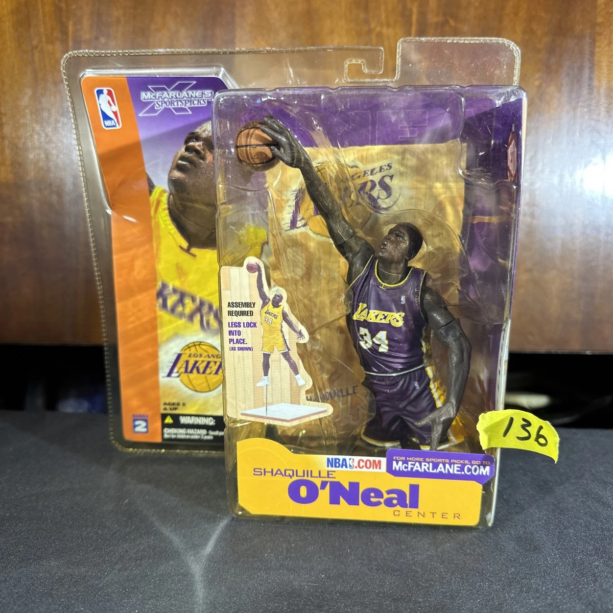 Shaquille O'Neal フィギュア コレクティブルカード付き 未開封 Amazon.com: Enterbay NBA Los Angeles Lakers Shaquille O'Neal 1:6