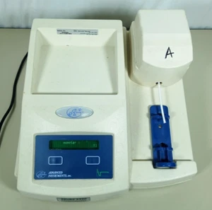 Advanced Instruments Micro Osmometer 3320 - Picture 1 of 6