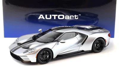 1:12 AUTOart Ford GT 2017 Ingot Silver/ Strisce Nere 12108 - Immagine 1 di 4