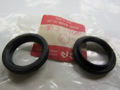 PAR DE COJINES SOPORTE FARO SUZUKI TS100/OR50/DS100/DS80 51553-46100 Foto 1 de 2