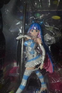 Figura Centinela Panty y Medias con Liguero - Imagen 1 de 9