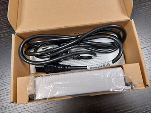 *NEW* HP PoE 1-port Power injector 48v J9407B - Imagen 1 de 5