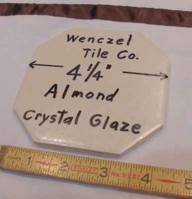 1 pc. Azulejo de cerámica octágono 4-1/4" almendra *esmaltado en cristal* de Wenczel Tile Co. Foto 1 de 4