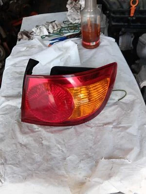 Задний фонарь в сборе для HYUNDAI ELANTRA правый 01 02 03 - Изображение 1 из 3