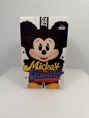  Llavero Pop Mart Mickey y Familia Lindo Juntos (Sellado) Caja Ciega Chip-dale Foto 1 de 4