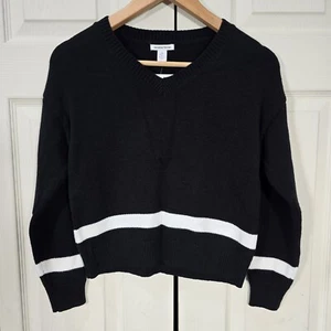 Nordstrom Kids' Stripe Boxy V-Neck Sweater Black White Stripe Size S 6/7 NWT - Picture 1 of 5