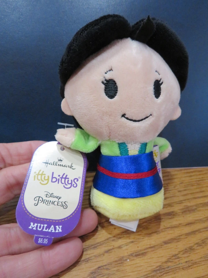 Peluche Hallmark Itty Bittys Disney Princesa Mulan -NUEVO CON ETIQUETA - ENVÍO GRATUITO Foto 1 de 1