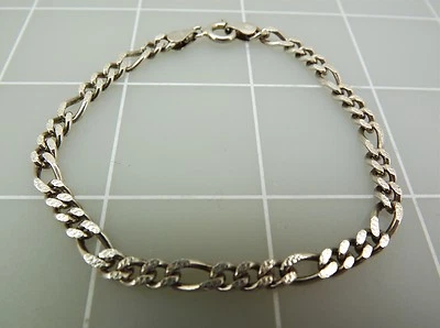 Sterling Silver 925 Curbed LINK Bracelet 7 1/4" Long - Image 1 of 3