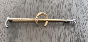 Antique 9ct Gold & Sterling Silver Riding Crop horseshoe Brooch - QUALITY!!! - Picture 1 of 6