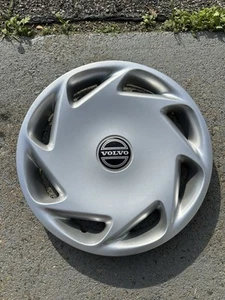 95-98 Volvo 850 15” Hubcap Wheel Cover OEM Nice! 6819707 - Bild 1 von 10