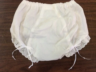 ICM BATISTE DOUBLE SEAT PANTY WITH EMBROIDERED EYELET EDGING-VARIOUS SIZES - Image 1 of 2