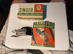 Accesorio de puntada ciega Singer vintage. 160616 Con Caja Original e Instrucciones - Imagen 1 de 1