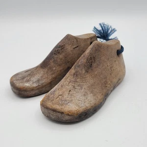 Coppia di stampi per calzolai in legno da 5 pollici per scarpe da bambino vintage - Foto 1 di 8