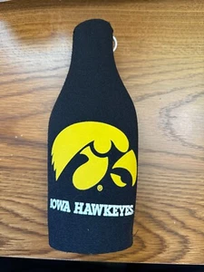 Iowa Hawkeyes Bottle Koozie - New w/o tags - Picture 1 of 2