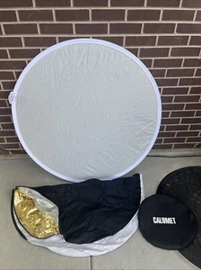 Calumet 42" 5-in-1 MultiDisc Collapsible Reflector - Picture 1 of 15