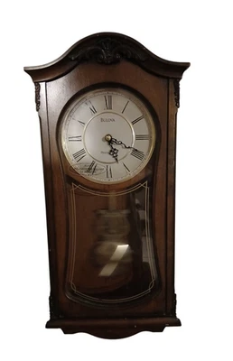 Bulova C3542 CRANBROOK Reloj de Pared Péndulo Acabado Nogal Antiguo Foto 1 de 4