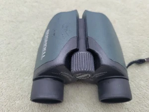 Green Bushnell Mini-Compact Binoculars 8 X 21 Super Light With Protective Lens - Picture 1 of 13