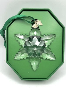 2024 Swarovski Snowflake Crystal Annual Limited Star Ornament 5661079 - Picture 1 of 7