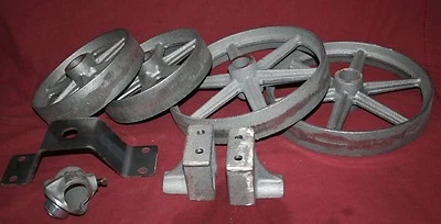 International IH M 1 1/2, 3 hp Gas Engine Truck Cart Kit Hit Miss Flywheel Motor - Image 1 of 4