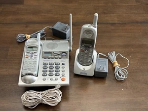 PANASONIC KX-TG2357 2.4GHZ CORDLESS PHONE With Second Phone - Zdjęcie 1 z 19