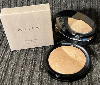 Luminizador Mally Glowing Goddess tamaño completo 0,20 oz.  Nuevo en caja Foto 1 de 3