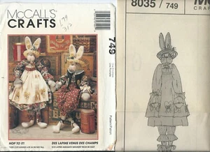 M 749 Schnittmuster 34" Country HASE PUPPE & Vintage KLEIDUNG Nähen Kaninchen Hasen - Bild 1 von 1