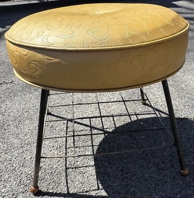 Taburete tapizado MCM de colección estante de carga mediados de siglo MCM moderno atómico años 50 Foto 1 de 4