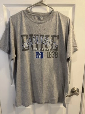 Duke Blue Devil Vintage XL Men’s Basketball T-shirt  - Image 1 of 3