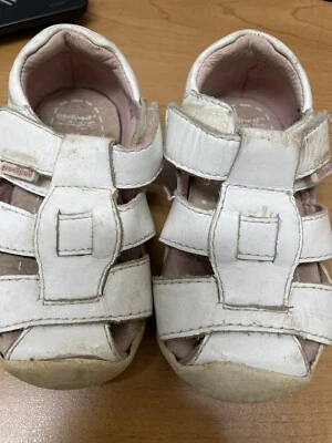 Zapatos de bebé pediped usados talla 5 Eur 20 correa de cuero blanco 👶🏻👀💯🎊🎪☔️ Foto 1 de 4