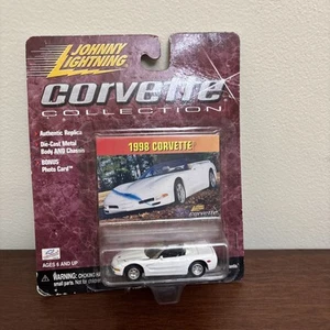 Johnny Lightning 1998 Corvette WHITE Corvette Collection Brand Read - Picture 1 of 4
