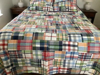 Edredón reversible Pottery Barn Kids Madras a cuadros con 2 fundas de almohada Euro Foto 1 de 4