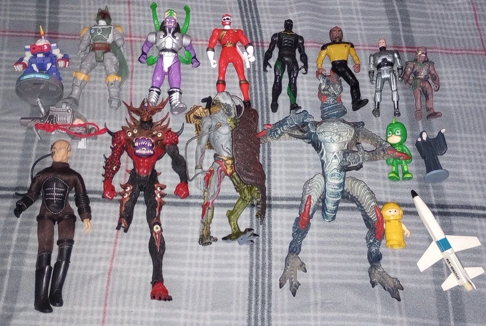 Power Rangers Spawn Star Wars Star Trek Mcfarlane Figuras Bandai Lote Marvel Foto 1 de 4