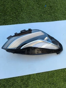 TESLA MODEL 3 HEADLIGHT LED FRONT RIGHT DRIVER SIDE 1077380-00-C 2020 - 2022 - Picture 1 of 4