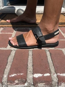 Bally Men's Black Leather Sandals US size 9 Made in Italy - Picture 1 of 8