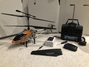 Revell Control 24068 Helicopter Buzzard GSY RTF with Instructions - Picture 1 of 15
