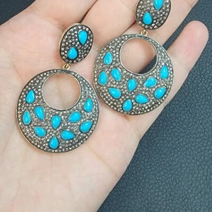 Pendientes colgantes de diamantes pavimentados y turquesa de 4,00 quilates de oro y plata de 14 K - Imagen 1 de 7
